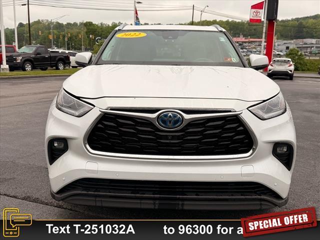 used 2022 Toyota Highlander Hybrid car, priced at $30,999