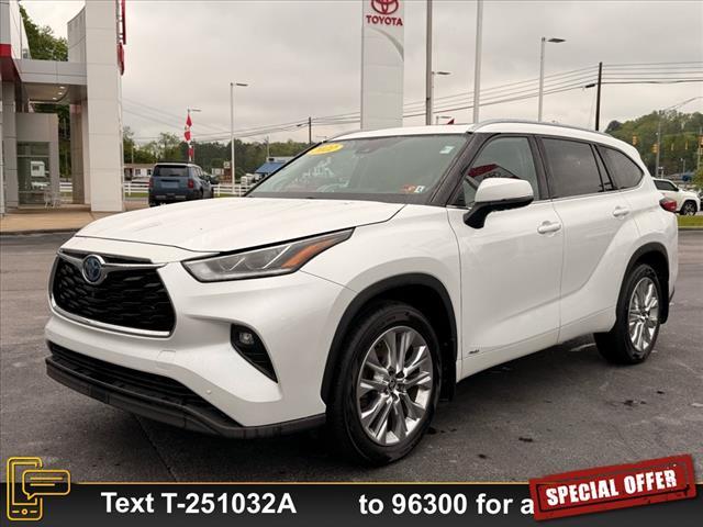 used 2022 Toyota Highlander Hybrid car, priced at $30,999