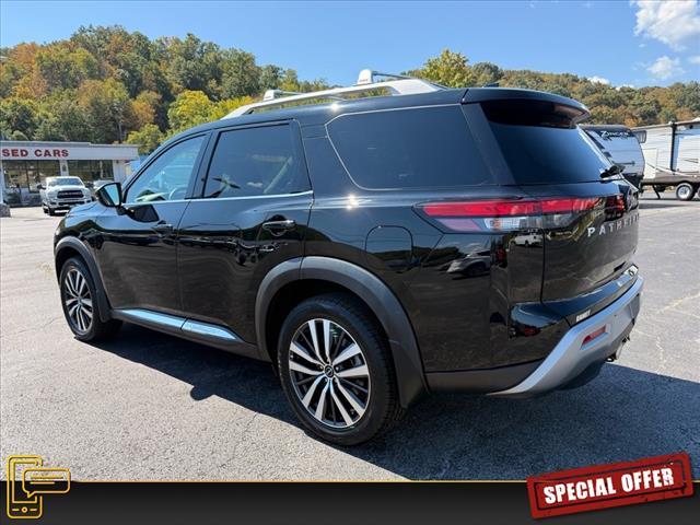 used 2022 Nissan Pathfinder car, priced at $35,999
