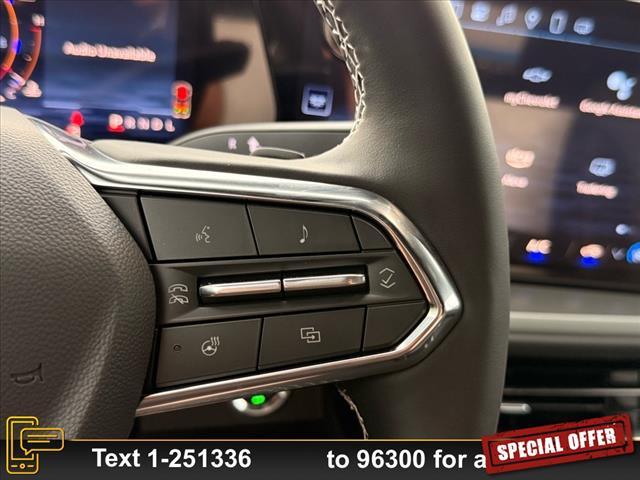 new 2025 Chevrolet Traverse car, priced at $48,290