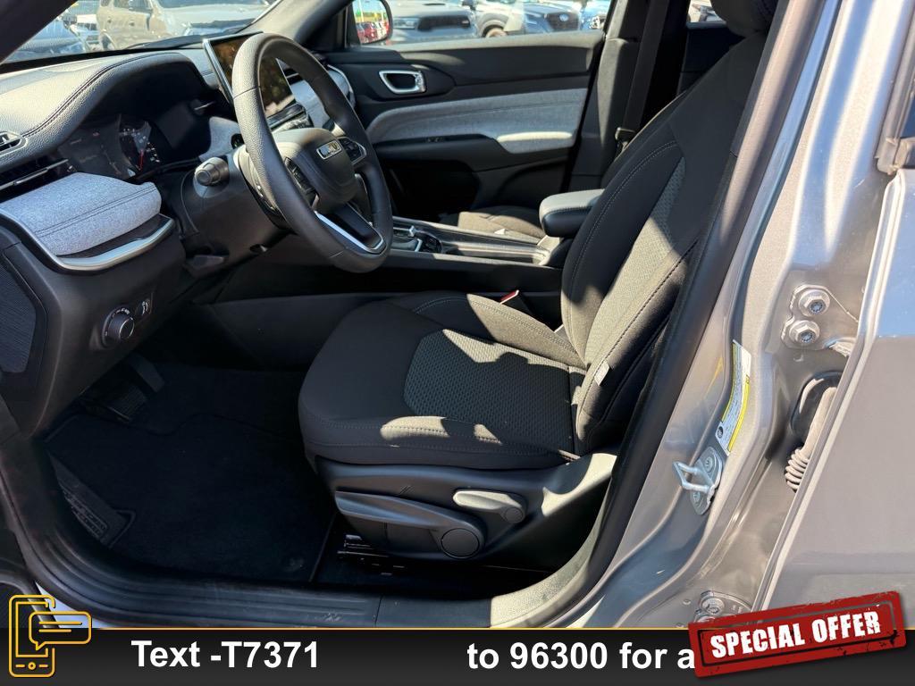 used 2023 Jeep Compass car