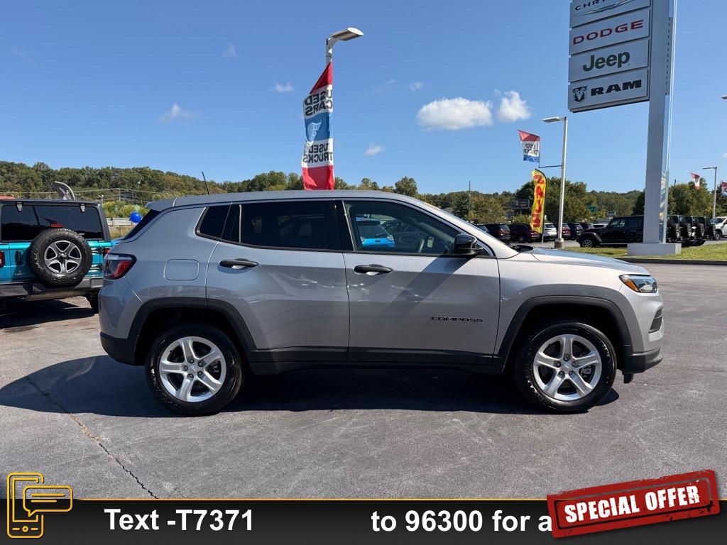 used 2023 Jeep Compass car