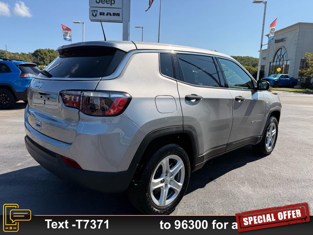 used 2023 Jeep Compass car