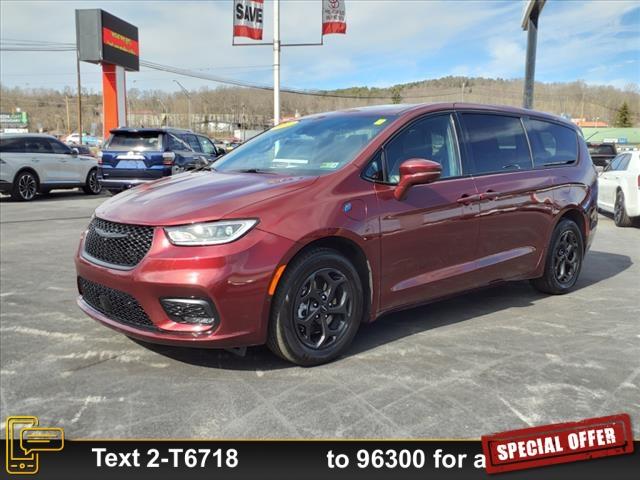 used 2022 Chrysler Pacifica Hybrid car, priced at $32,999