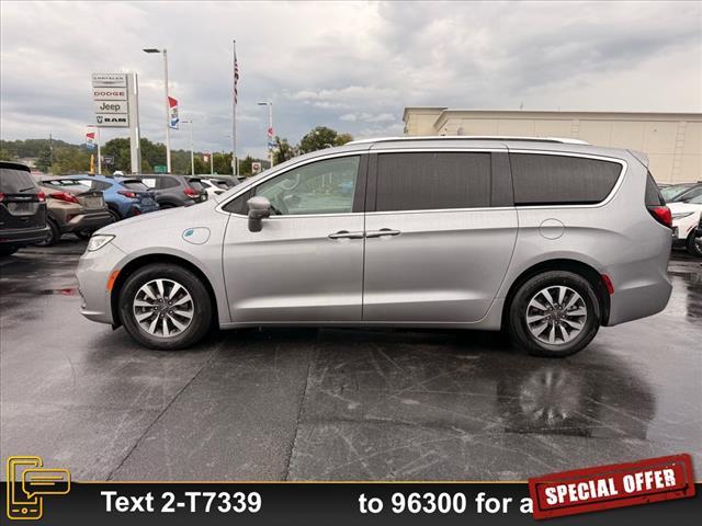 used 2021 Chrysler Pacifica Hybrid car, priced at $22,799