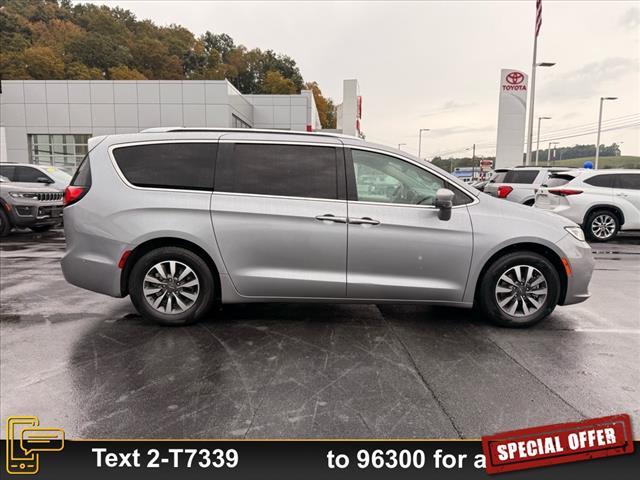 used 2021 Chrysler Pacifica Hybrid car, priced at $22,799