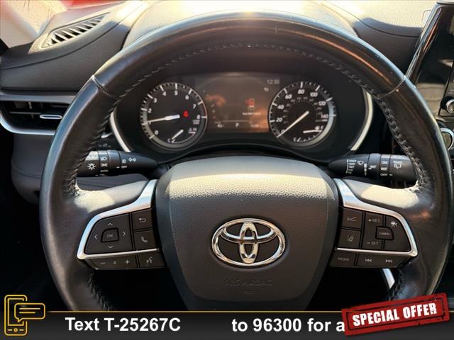 used 2020 Toyota Highlander car, priced at $28,289