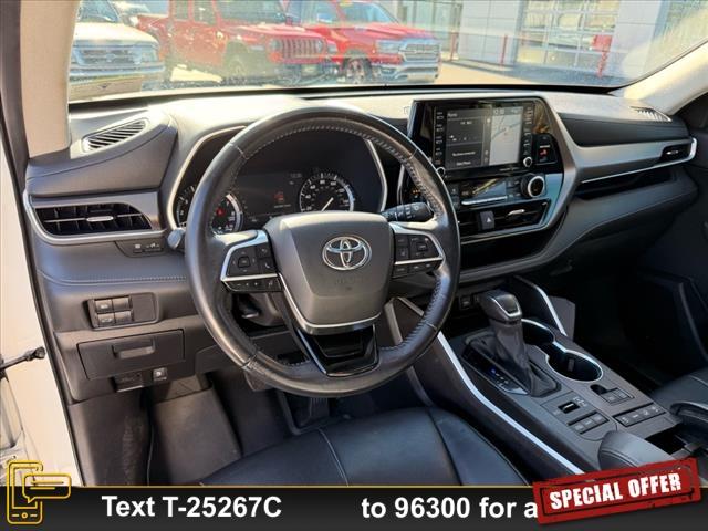 used 2020 Toyota Highlander car, priced at $28,289