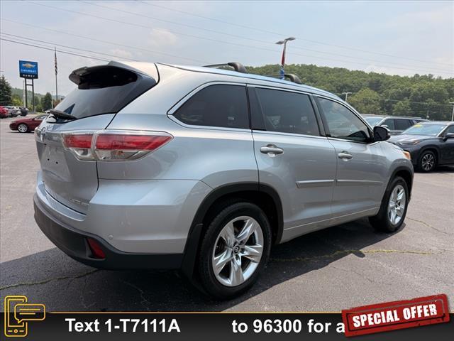 used 2016 Toyota Highlander car, priced at $22,999