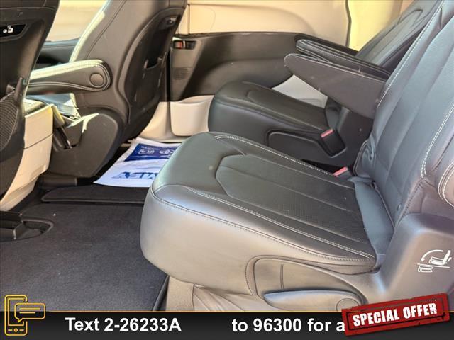 used 2022 Chrysler Pacifica car