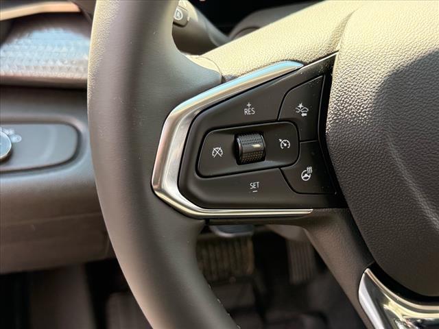 new 2025 Chevrolet Trax car, priced at $26,995