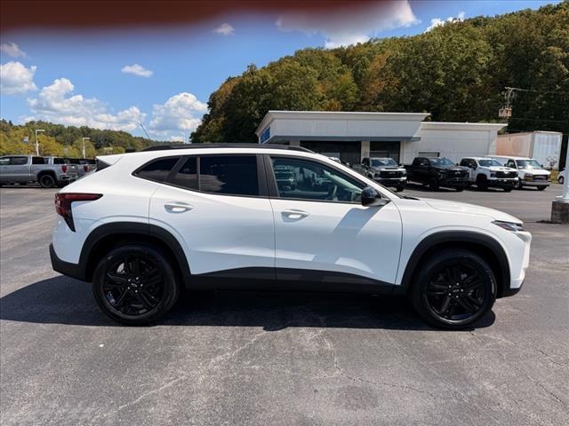 new 2025 Chevrolet Trax car, priced at $26,995