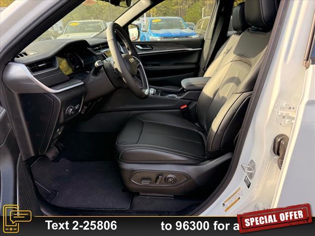 new 2025 Jeep Grand Cherokee L car, priced at $51,015