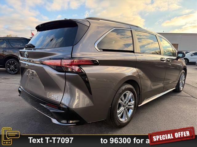 used 2022 Toyota Sienna car, priced at $44,525