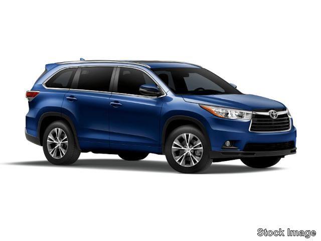 used 2014 Toyota Highlander car, priced at $16,850