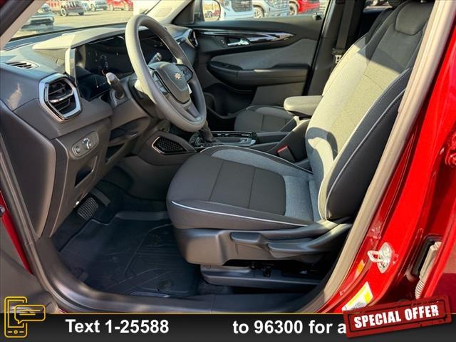 new 2025 Chevrolet TrailBlazer car, priced at $26,575