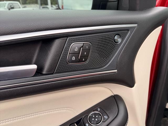 used 2024 Ford Edge car, priced at $38,999
