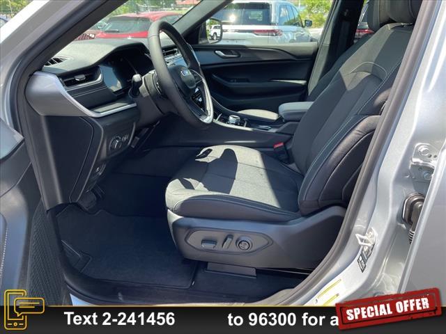 new 2024 Jeep Grand Cherokee L car, priced at $37,825