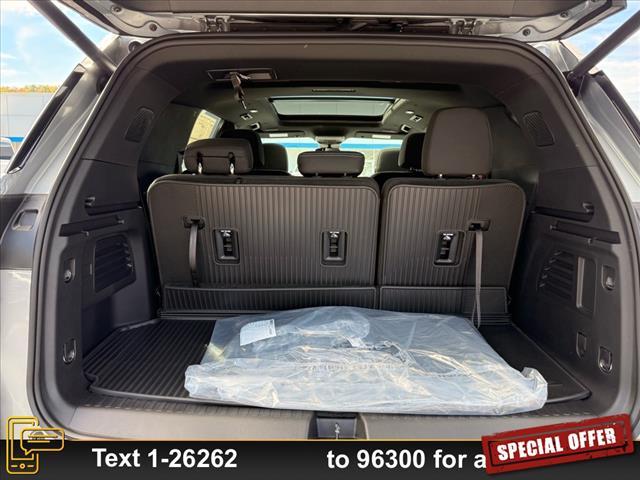 new 2026 Chevrolet Traverse car, priced at $47,660