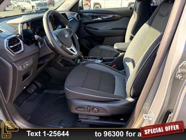 new 2025 Chevrolet TrailBlazer car, priced at $29,370