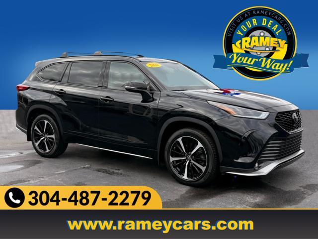 used 2021 Toyota Highlander car, priced at $34,150