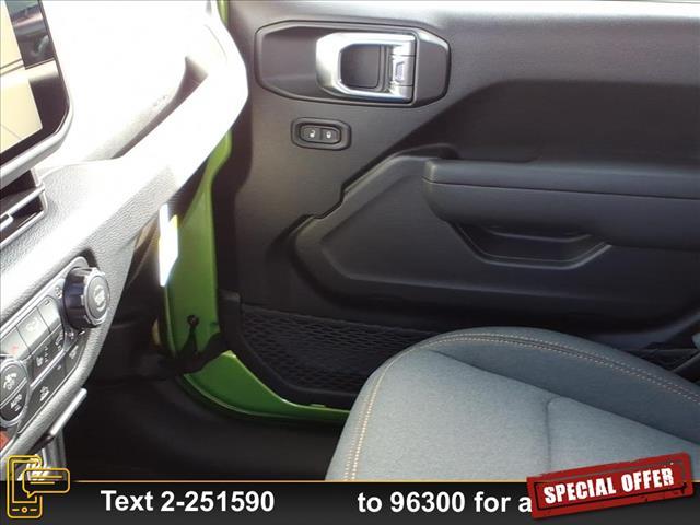 new 2025 Jeep Gladiator car, priced at $52,940