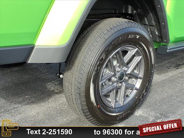 new 2025 Jeep Gladiator car, priced at $52,940