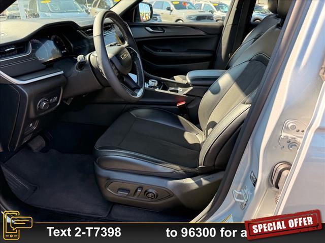 used 2024 Jeep Grand Cherokee car
