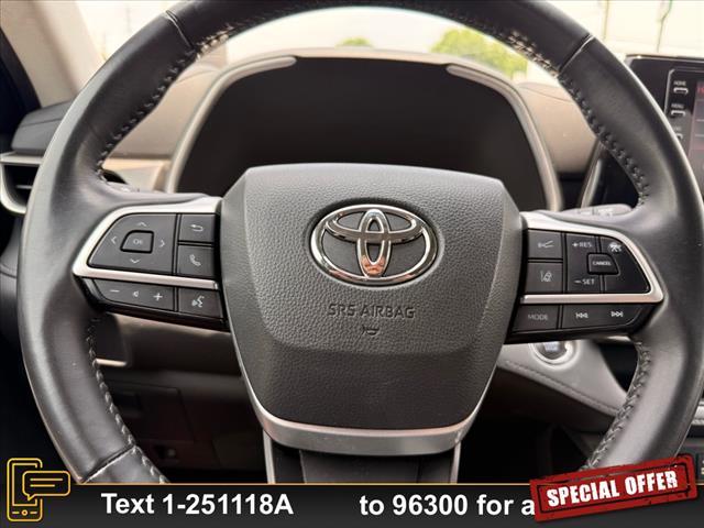 used 2022 Toyota Highlander car, priced at $37,881