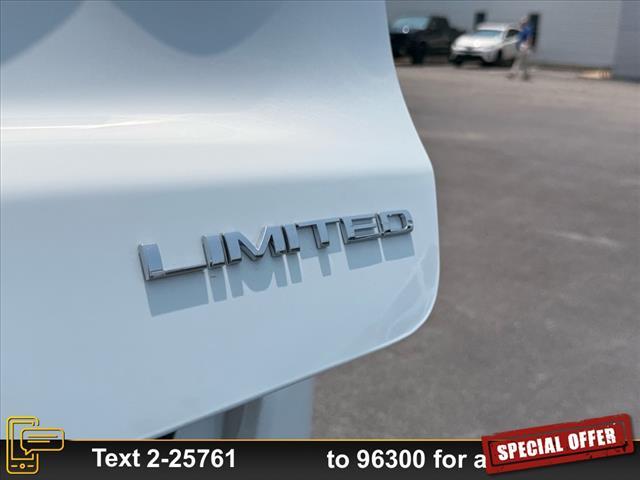 new 2025 Jeep Compass car, priced at $39,190