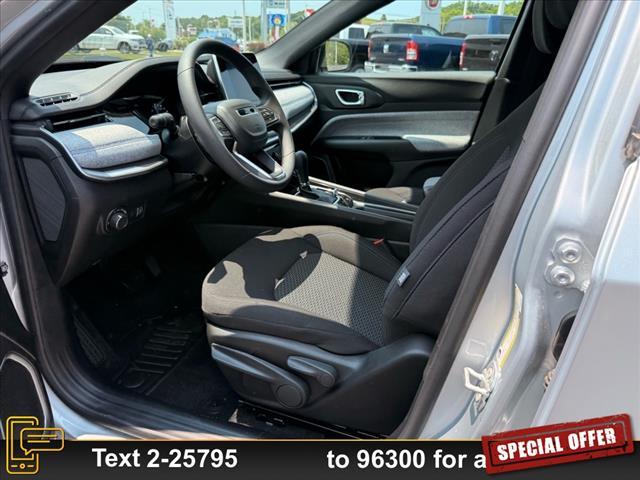new 2025 Jeep Compass car, priced at $29,490
