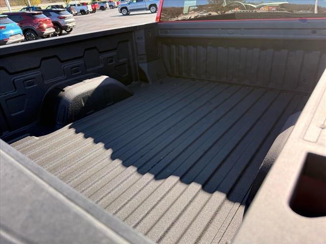 new 2025 GMC Sierra 1500 car, priced at $46,540