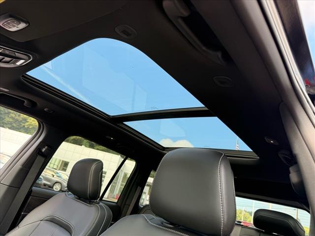 used 2025 Jeep Grand Cherokee car, priced at $45,999