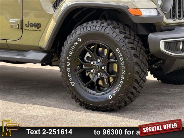 new 2025 Jeep Gladiator car, priced at $51,925