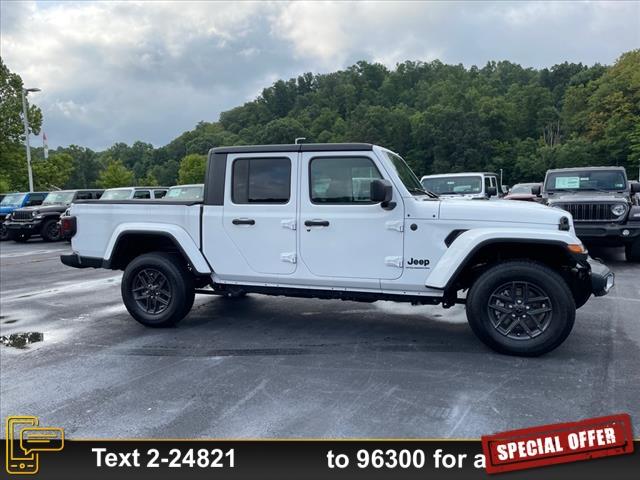 new 2024 Jeep Gladiator car, priced at $46,538