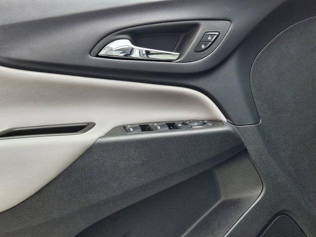 used 2023 Chevrolet Equinox car, priced at $23,629