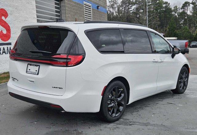 new 2024 Chrysler Pacifica car, priced at $51,769