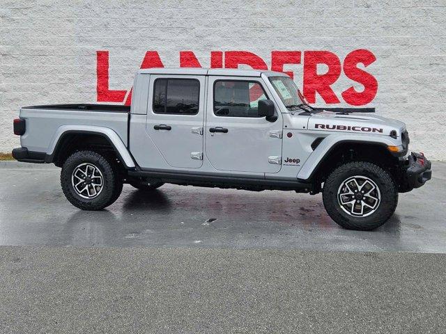 new 2024 Jeep Gladiator car, priced at $53,767