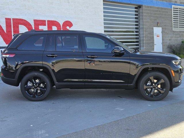 new 2024 Jeep Grand Cherokee car, priced at $45,961