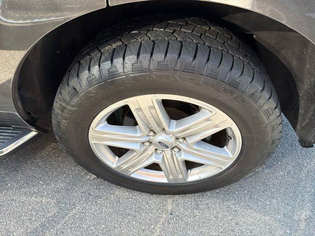 used 2019 Ford Expedition car, priced at $27,995