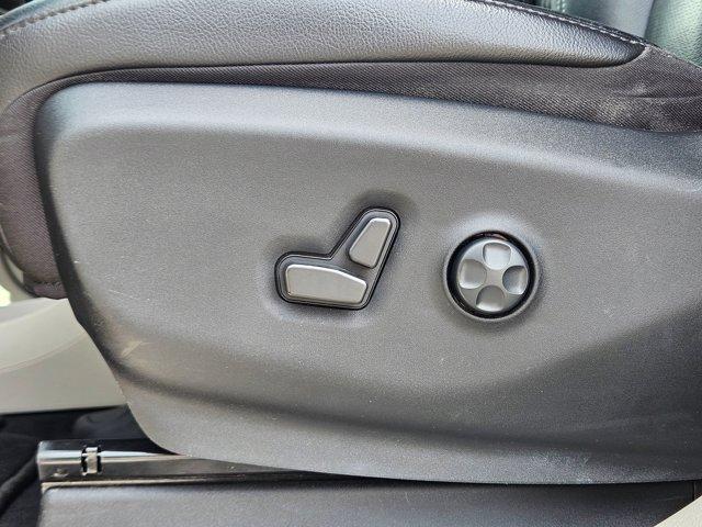 used 2022 Chrysler Pacifica car, priced at $24,809