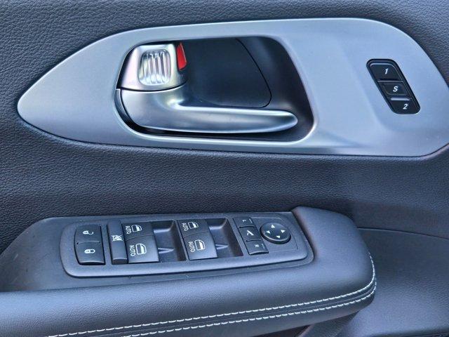 new 2026 Chrysler Pacifica car