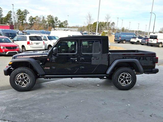 new 2024 Jeep Gladiator car, priced at $52,311