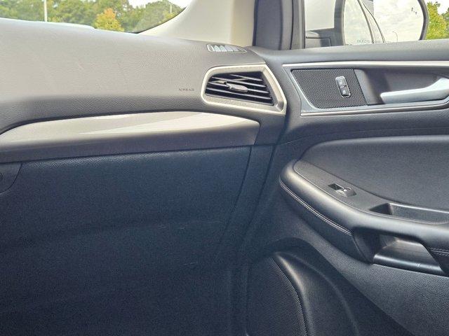 used 2024 Ford Edge car, priced at $21,500