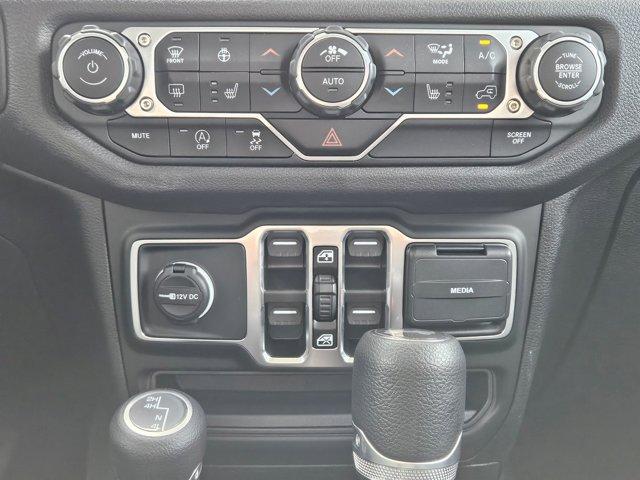 new 2025 Jeep Wrangler car, priced at $42,187