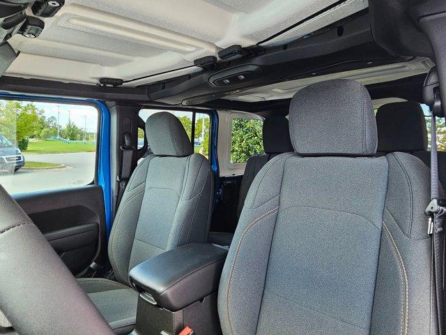 new 2025 Jeep Wrangler car, priced at $42,187