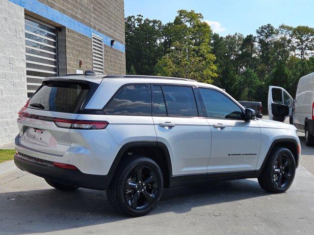 used 2024 Jeep Grand Cherokee car, priced at $37,496