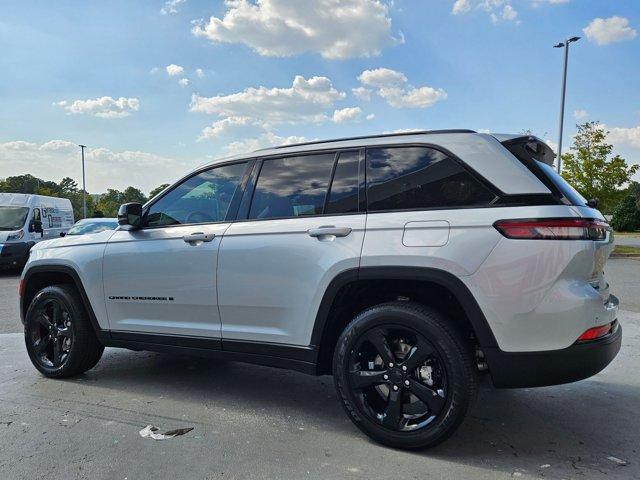 used 2024 Jeep Grand Cherokee car, priced at $37,496