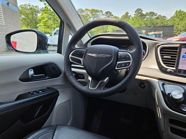 used 2022 Chrysler Pacifica car, priced at $23,500