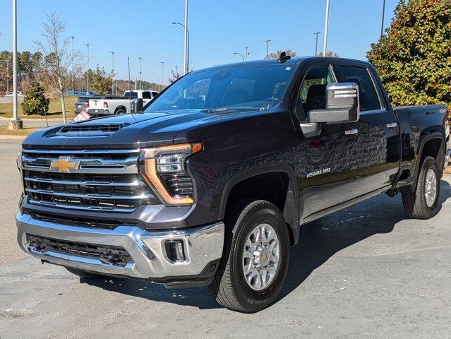 used 2024 Chevrolet Silverado 2500 car, priced at $57,995